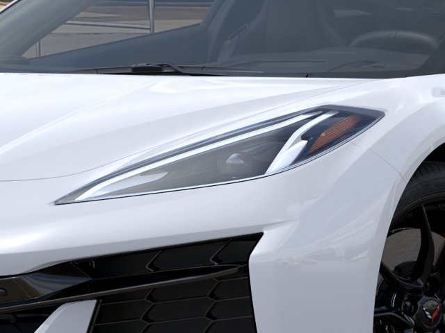 New 2027 Arctic White Chevrolet 2LT image 10