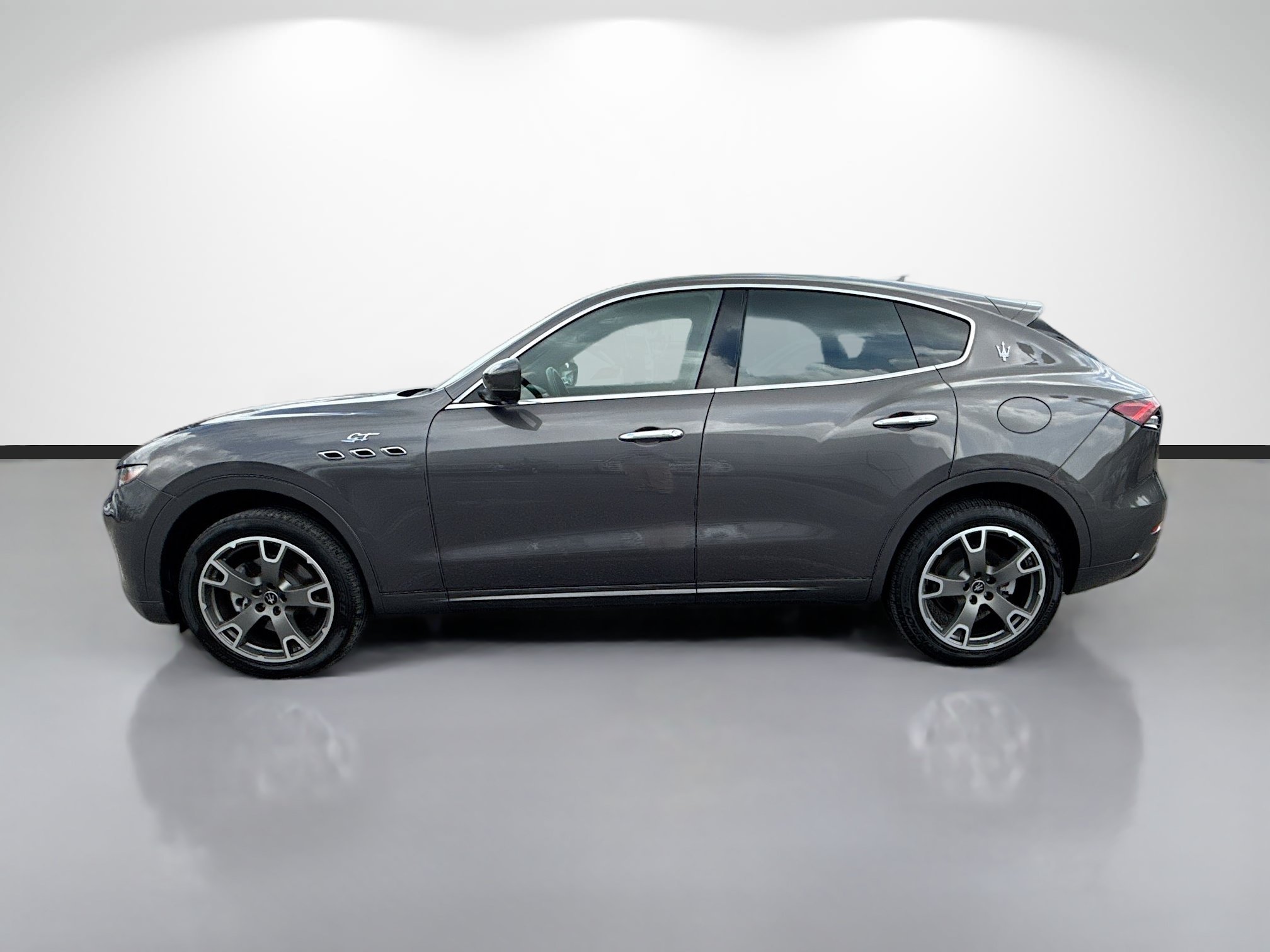 Used 2023 Grigio Maratea Metallic Maserati GT image 6