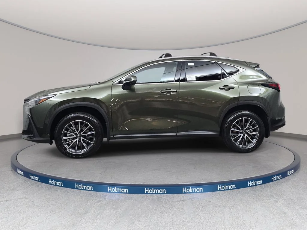 New 2026 Nori Green Pearl Lexus PREMIUM PLUS AWD image 8