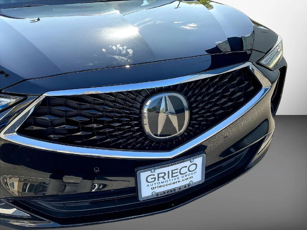 Used 2023 Majestic Black Pearl Acura Technology image 35