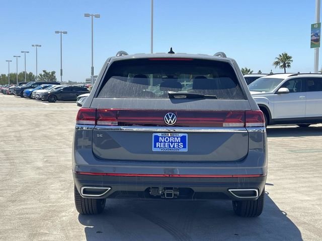 New 2026 Gray Volkswagen SE w/Technology image 28