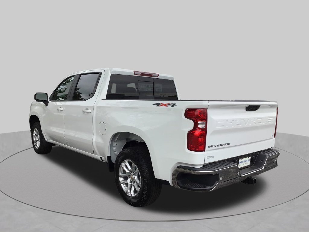 2026 Chevrolet Silverado 1500 LT - Photo 10
