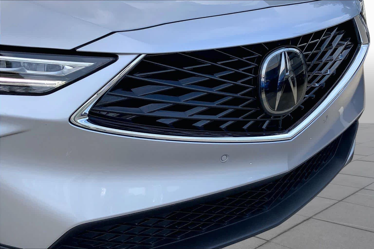 Used 2026 Solar Silver Metallic Acura w/Technology Package image 29