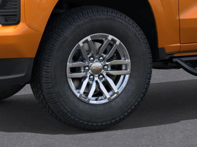 2025 Chevrolet Colorado LT - Photo 9