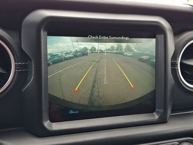 Used 2023 White Jeep Sahara 4xe image 17