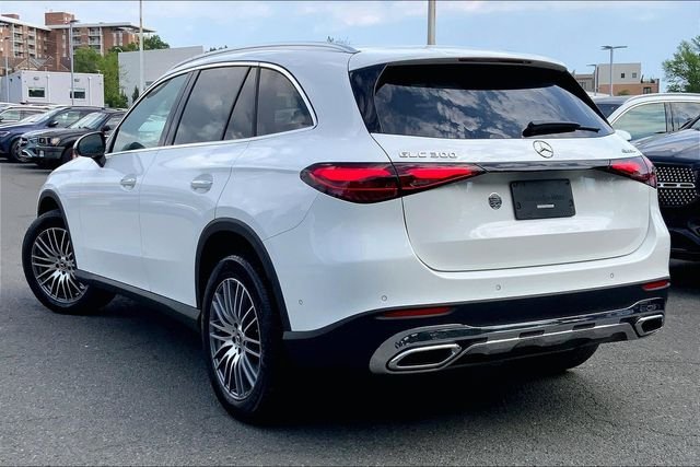Used 2026 White Mercedes-Benz GLC 300 image 10