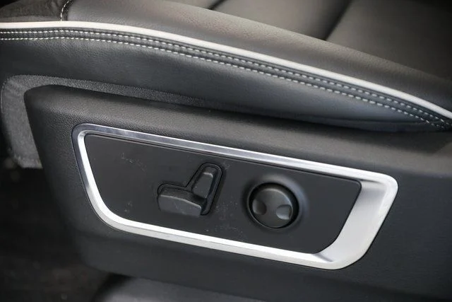 New 2026 Forged Blue Metallic Exterior Paint RAM Laramie image 17