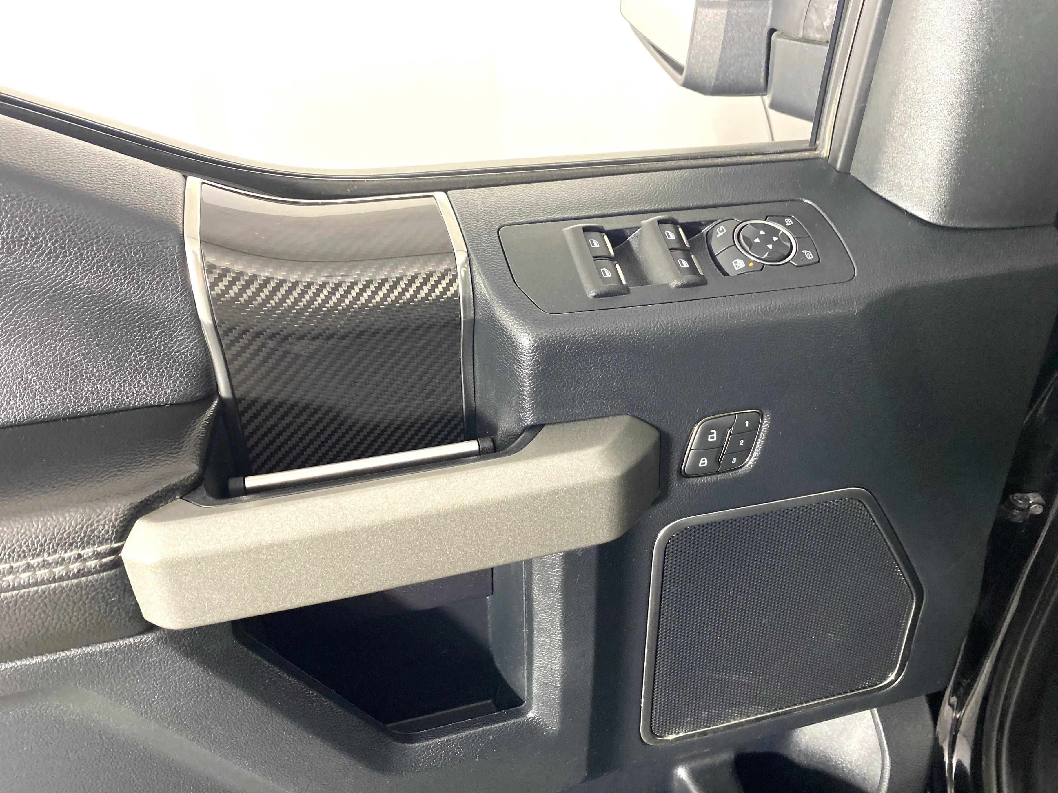 Used 2019 Black Metallic Ford Raptor image 15