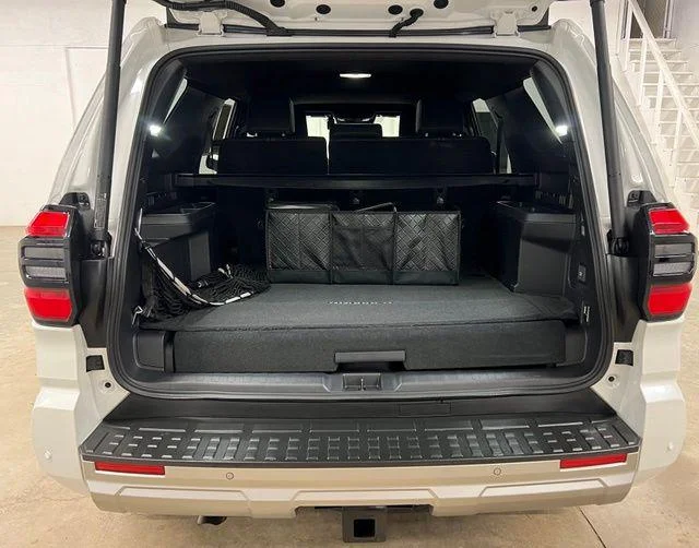Used 2025 WIND CHILL PEARL Toyota  image 26