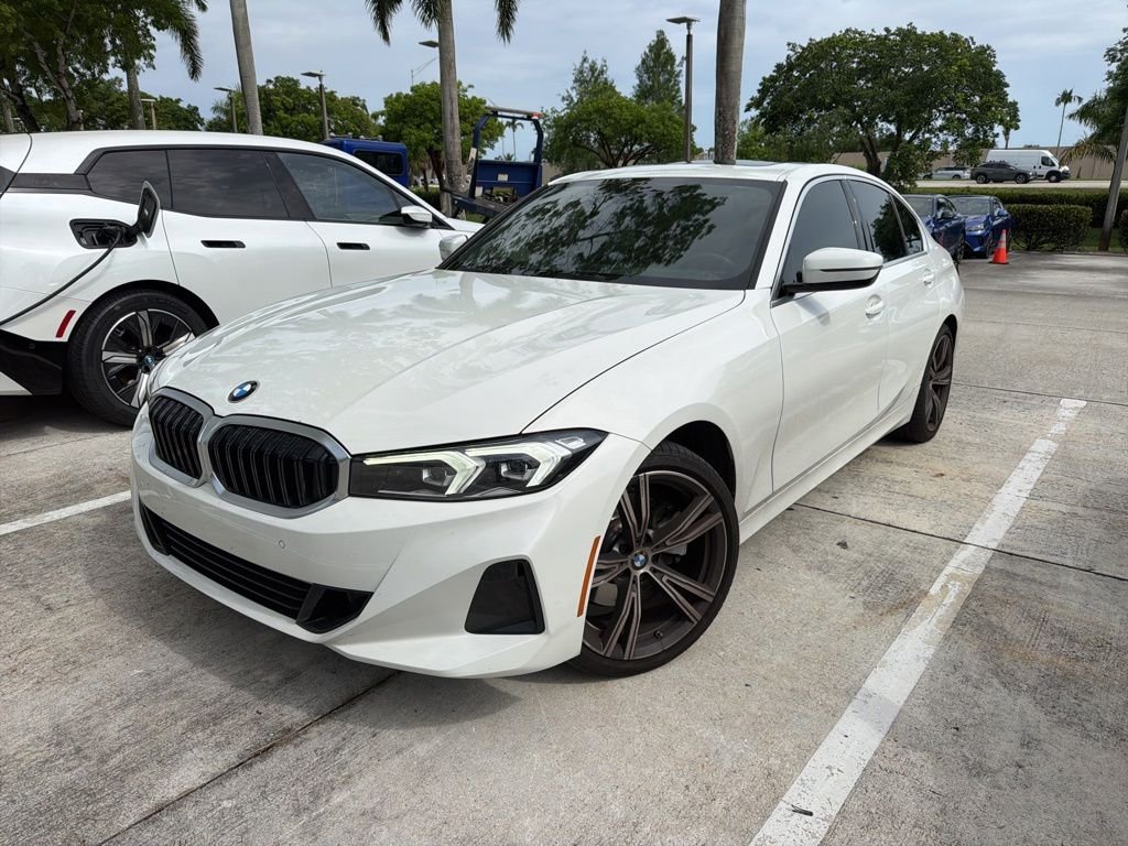 2024 BMW 3 Series 330i Sedan's photo