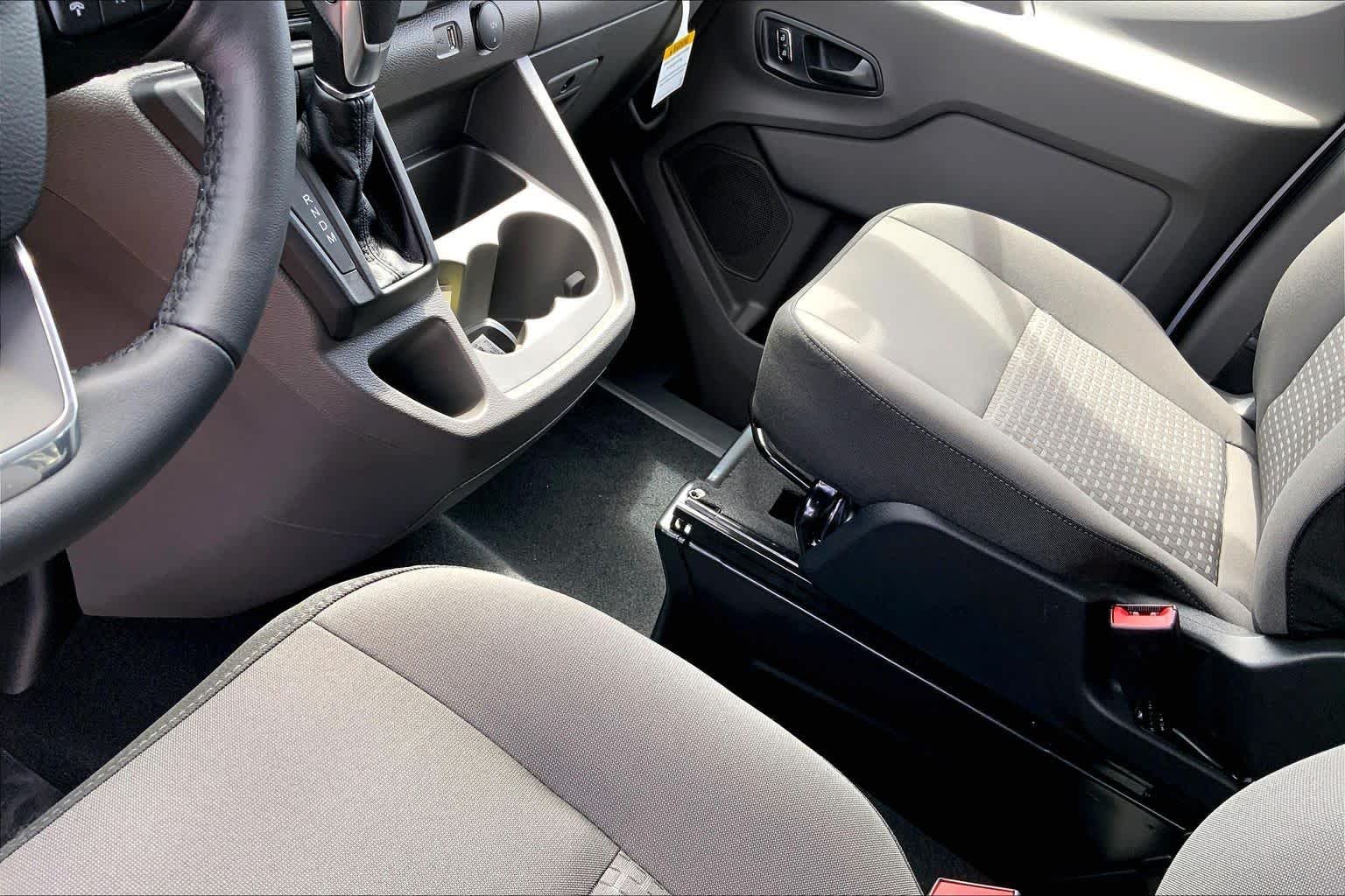 New 2026 Oxford White Ford Passenger Van XLT image 6