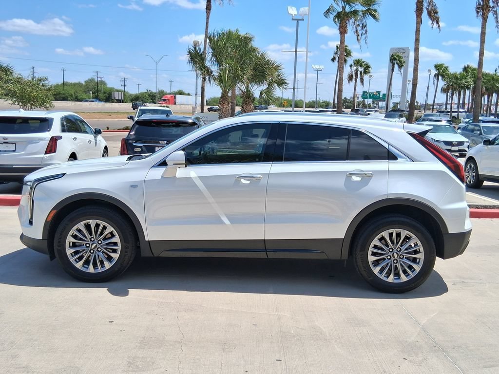 Used 2025 Crystal White Tricoat Cadillac Premium Luxury image 3