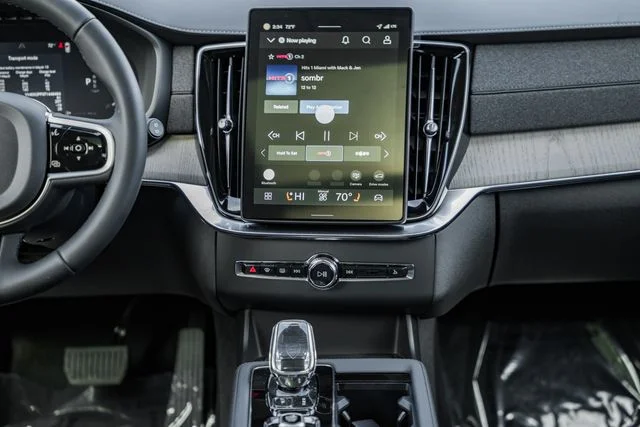 2026 Volvo XC90 Ultra - Photo 21