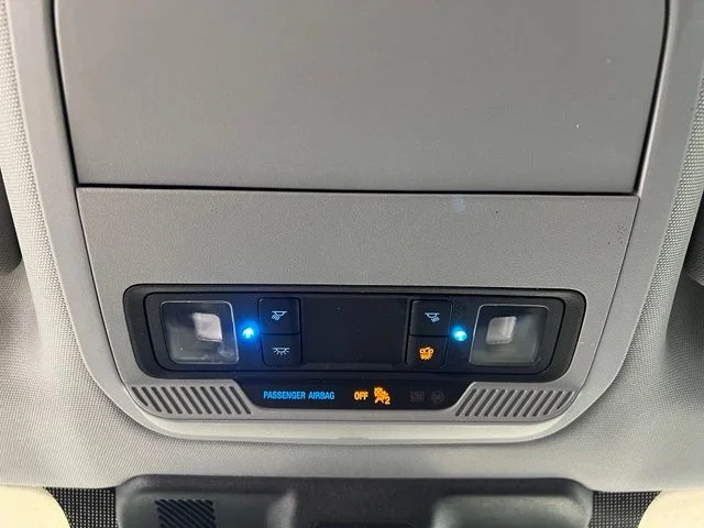 Used 2022 White Ford XL image 25