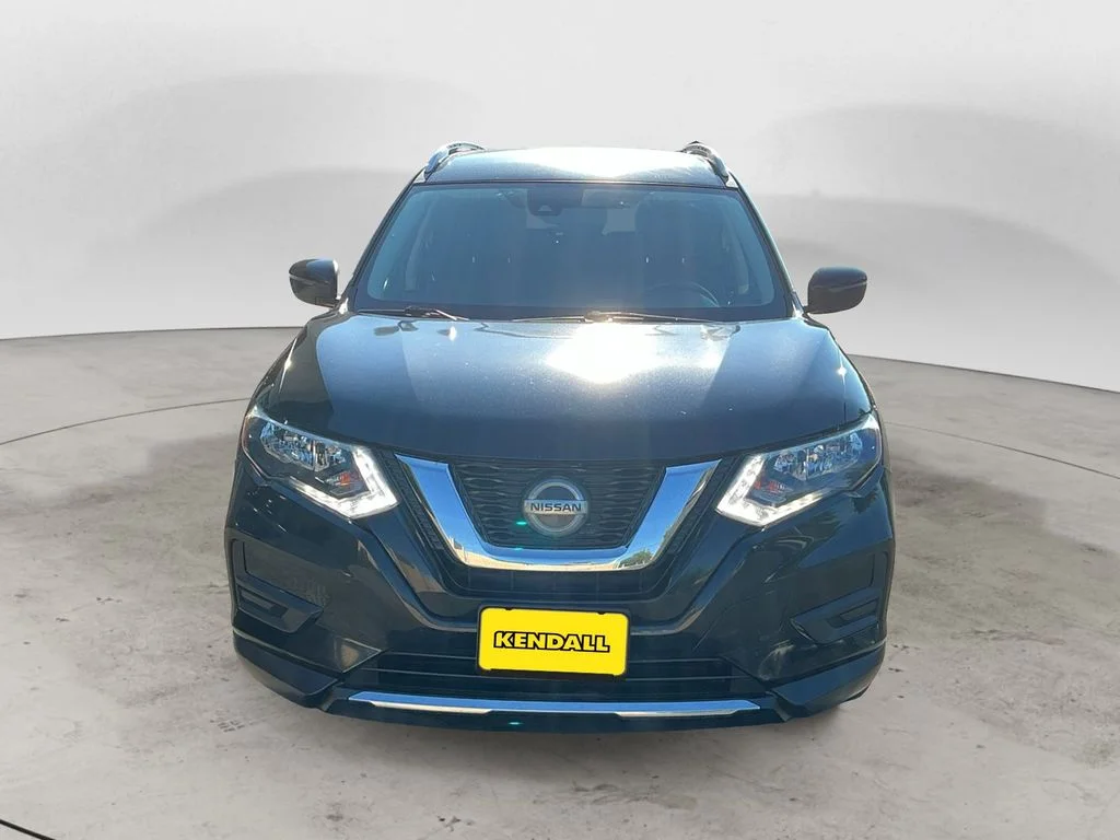 Used 2019 Black Nissan SV image 2