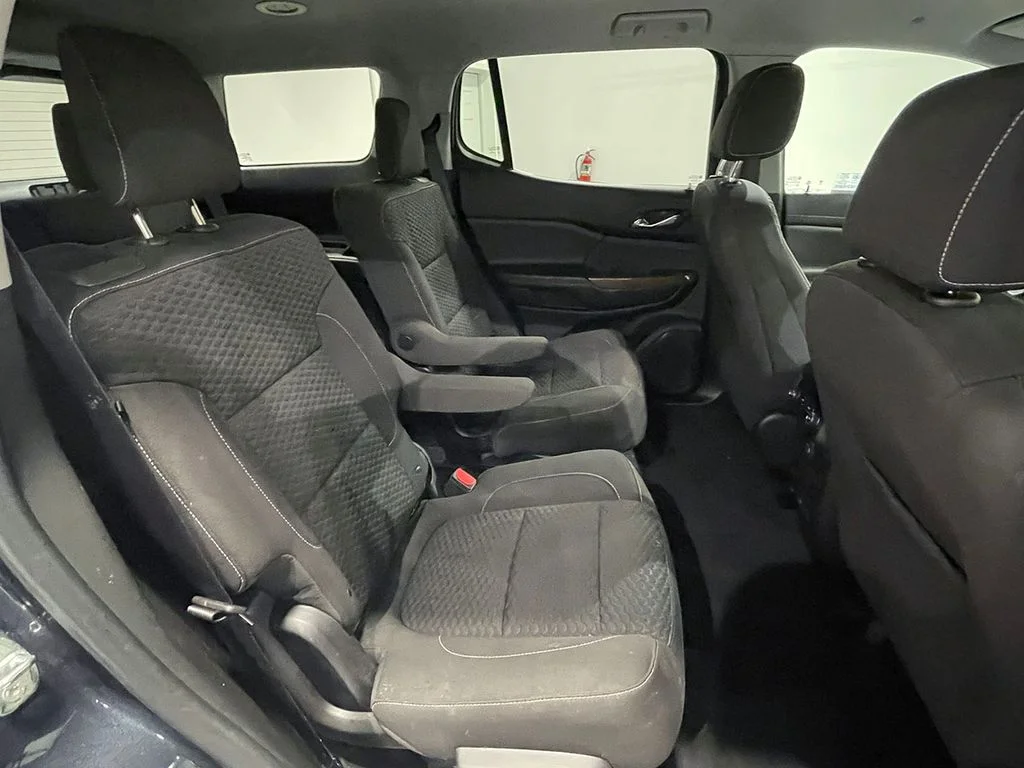 Used 2019 Blue GMC SLE-2 image 26