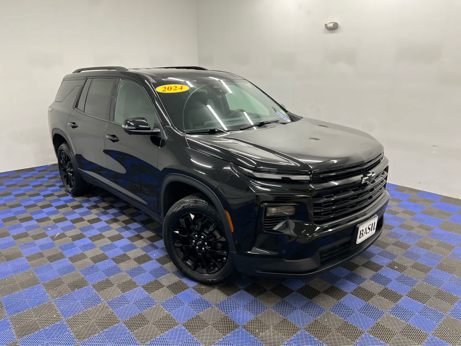 Used 2024 Mosaic Black Metallic Chevrolet AWD LT image 13