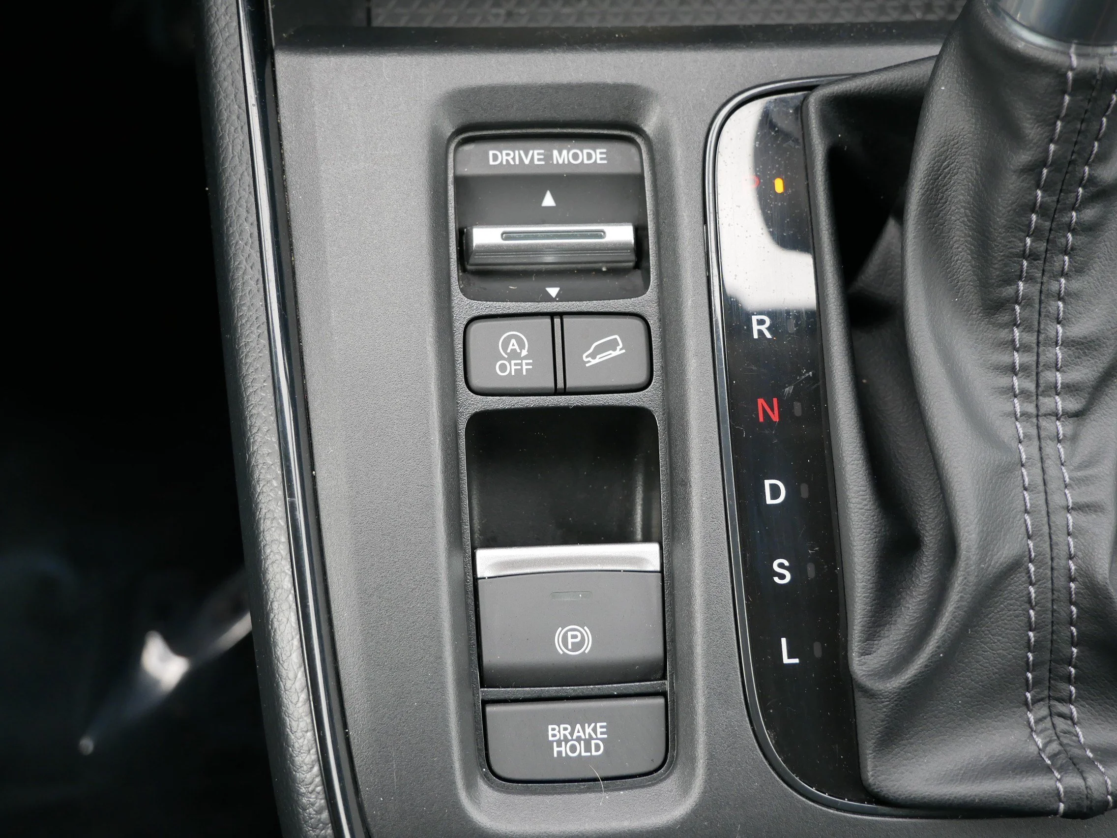 2025 Honda CR-V EX-L - Photo 32