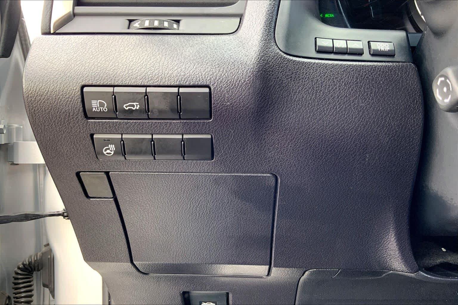 Used 2017 Silver Lining Metallic Lexus  image 33