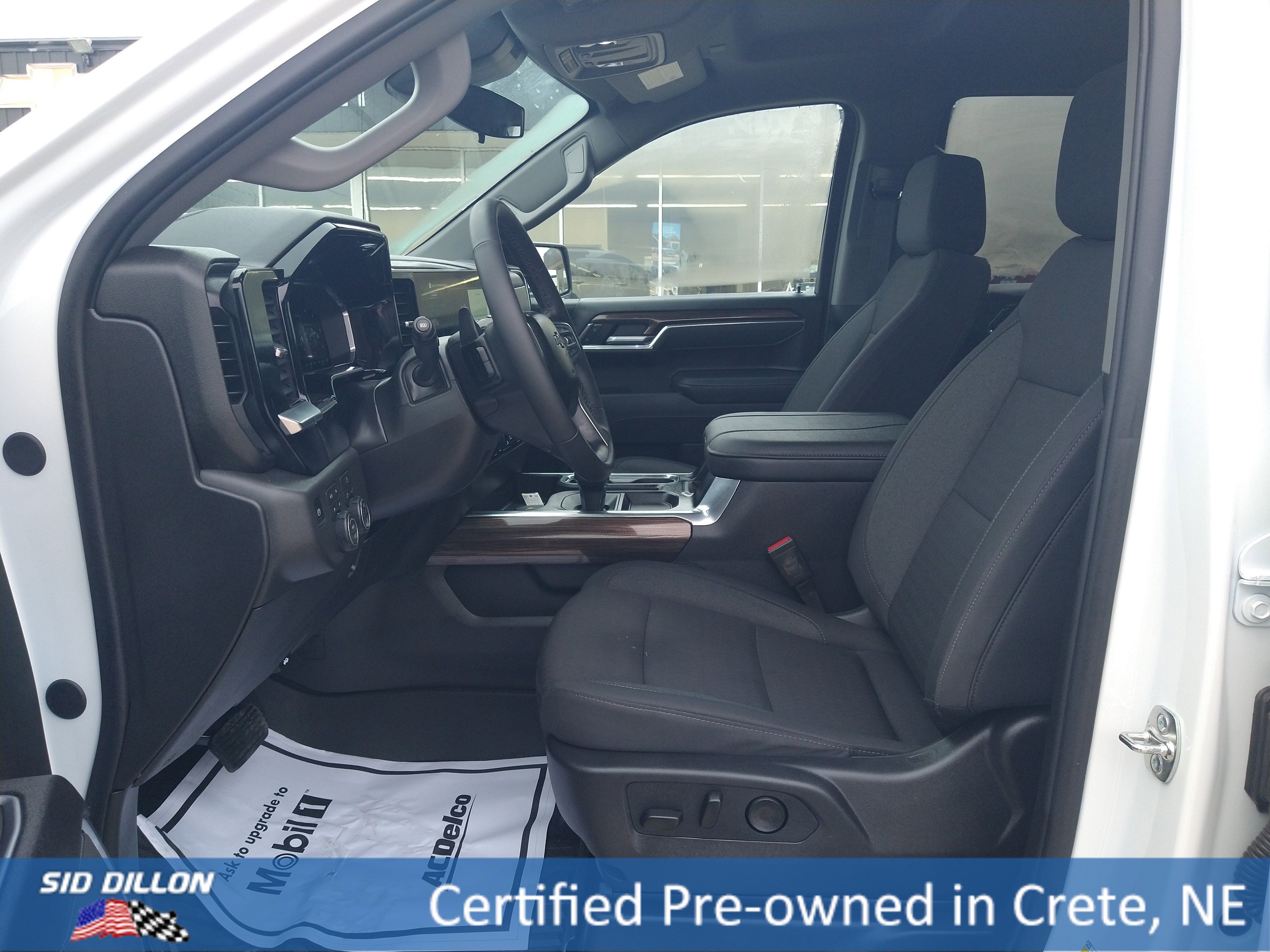 Used 2026 Summit White Chevrolet LT Trail Boss image 3