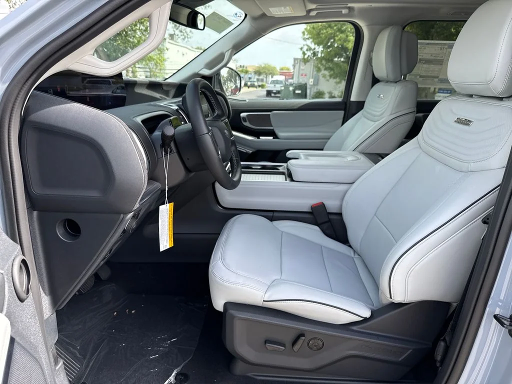New 2026 Gray Ford Platinum image 22