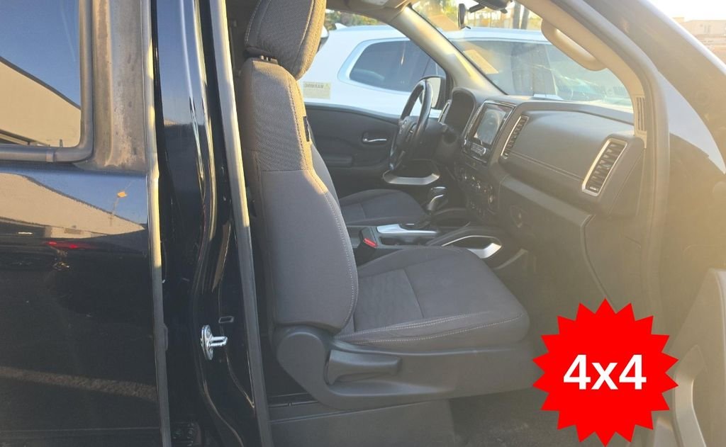 Used 2022 Black Nissan SV image 9
