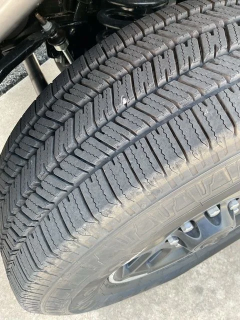 New 2026 Granite Crystal Metallic Clear-Coat Exterior Paint RAM Laramie image 24