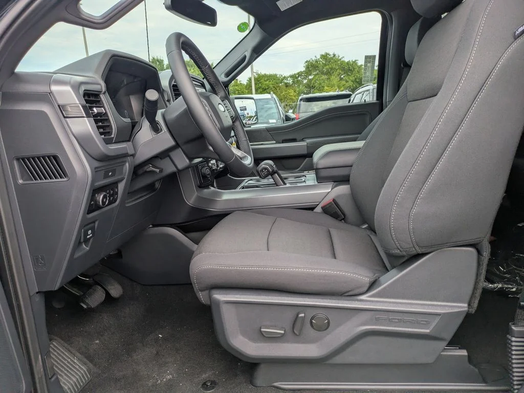 New 2026 Antimatter Blue Metallic Ford XLT image 20
