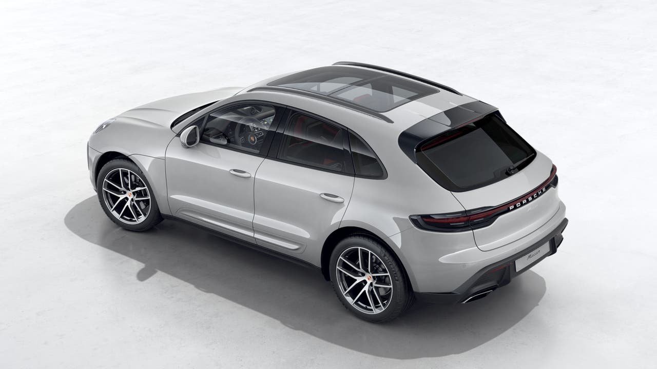 New 2026 Chalk Porsche  image 4