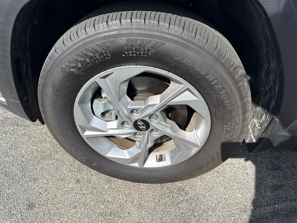 Certified Used 2024 Gray Hyundai SEL image 9