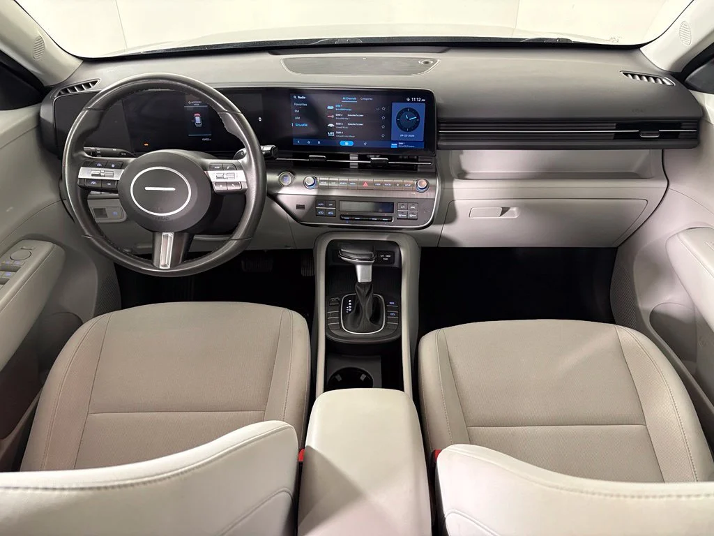 Used 2024 Black Hyundai SEL image 32