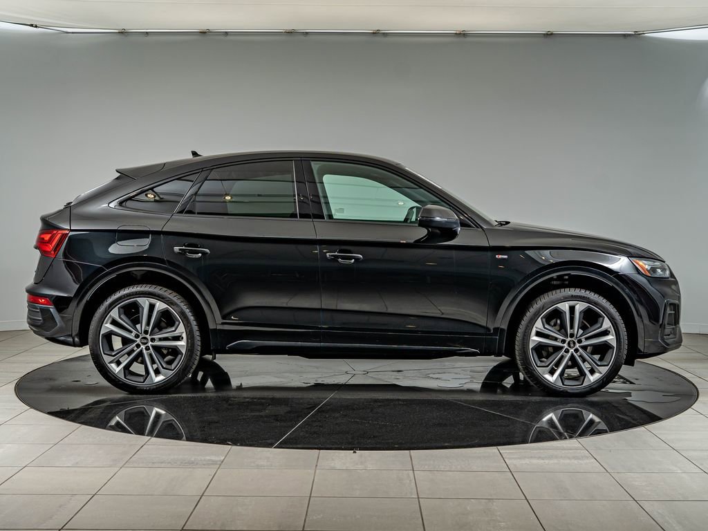 Used 2023 Black Metallic Audi 45 S line Premium image 4