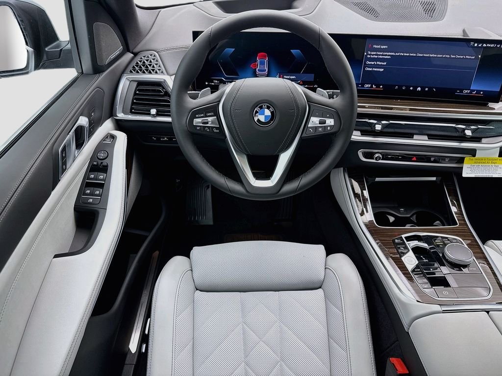 New 2026 Gray Metallic BMW xDrive40i image 10