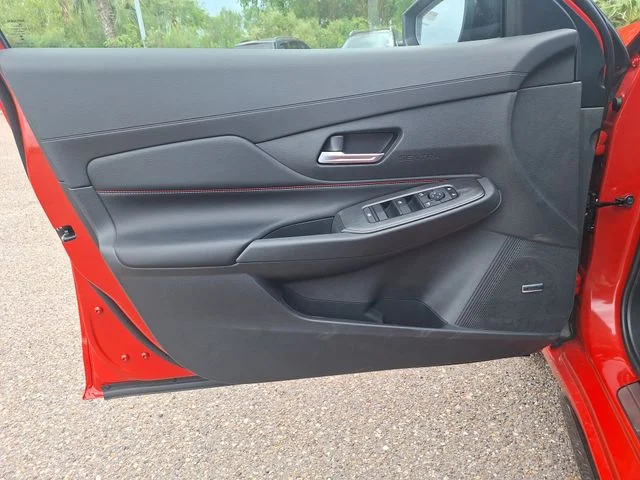 New 2026 Energetic Ember / Super Black Two-tone Nissan SR image 10