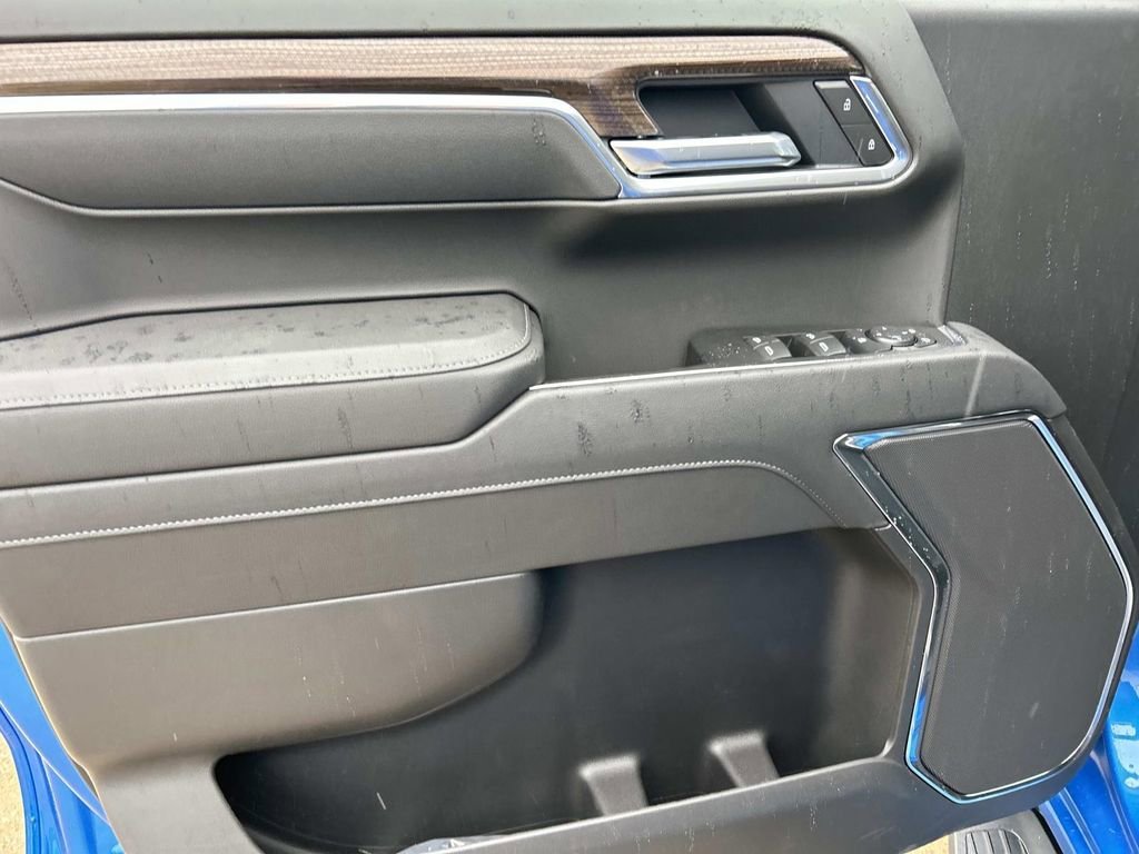New 2026 Riptide Blue Metallic Chevrolet LT image 18