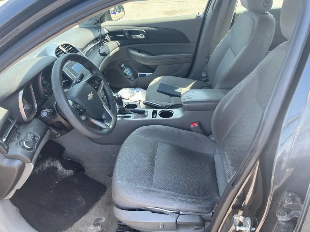 Used 2015 ASHEN GRAY METALLIC Chevrolet LS image 13