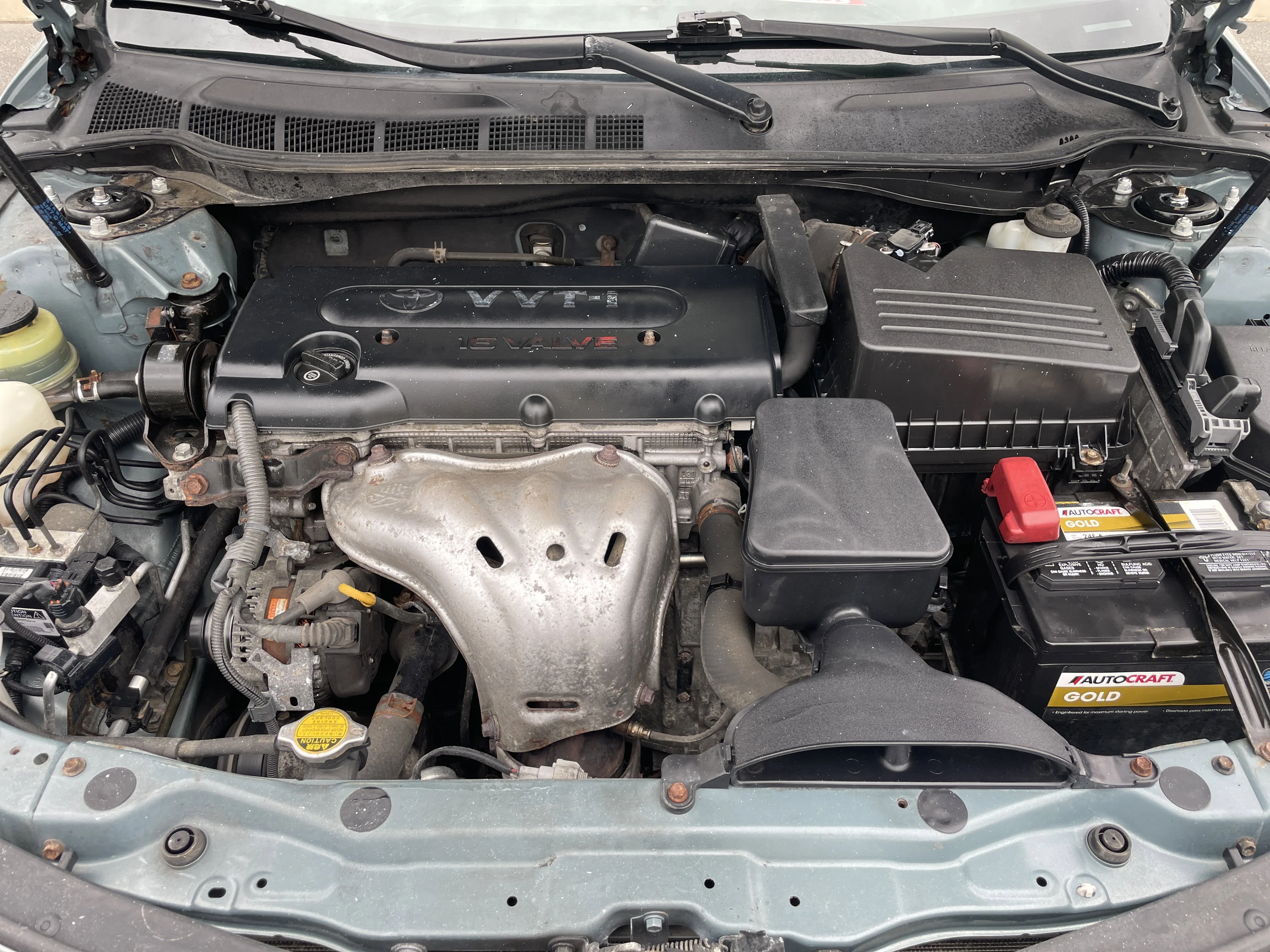 Used 2007 Aloe Green Metallic Toyota SE image 28