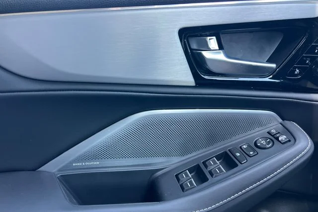 2026 Acura MDX Technology Package - Photo 8