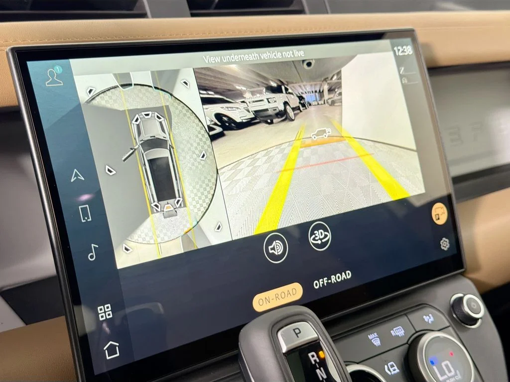 New 2026 Borasco Grey Land Rover X-Dynamic SE image 14
