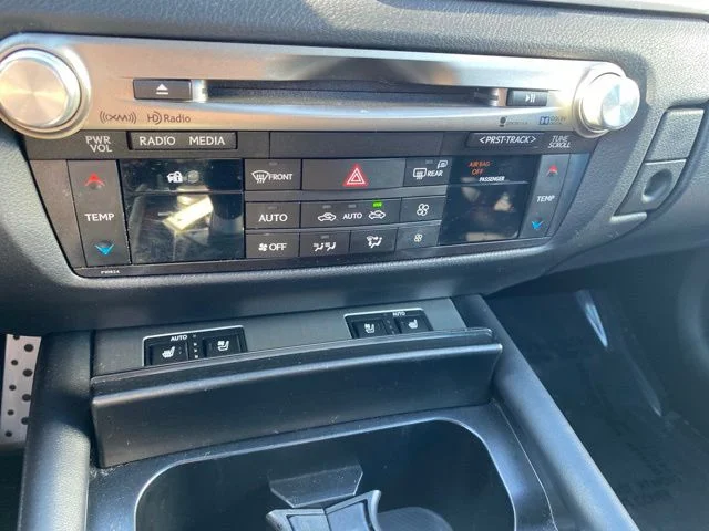 Used 2015 White Lexus 350 image 31