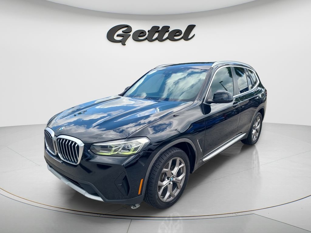 2022 BMW X3 sDrive30i's photo