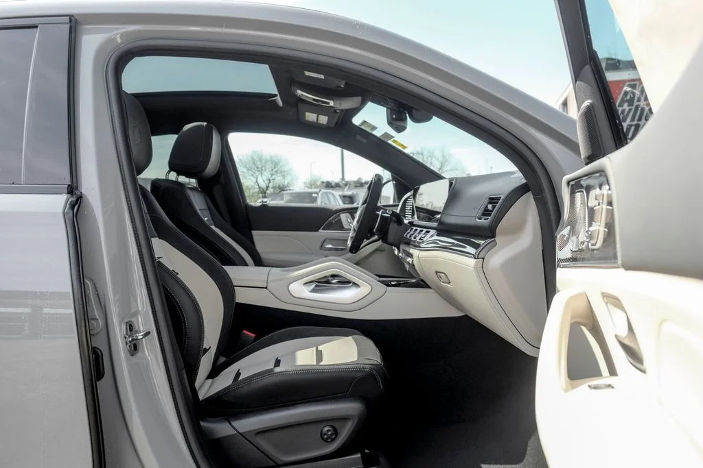 New 2026 MANUFAKTUR Alpine Grey Mercedes-Benz GLE 53 AMG® image 21