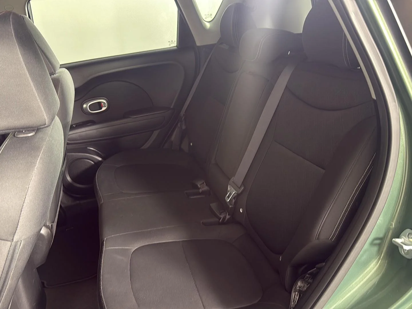 Used 2014 Kale Green Kia Base image 19