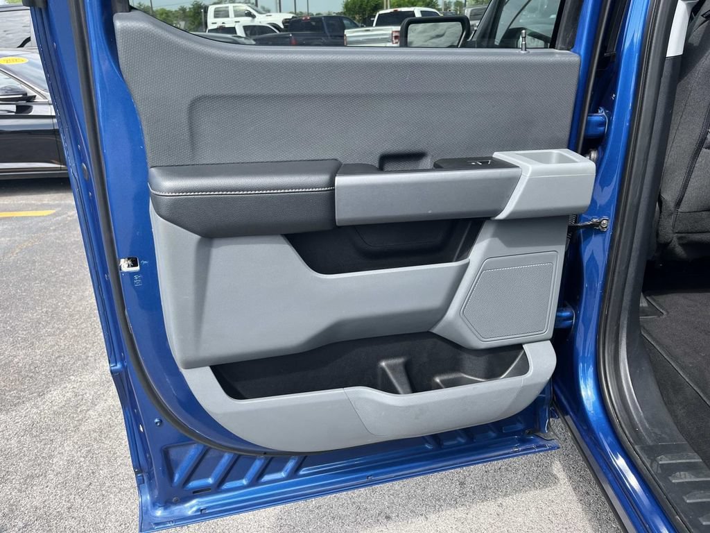 Used 2023 Blue Ford XLT image 13