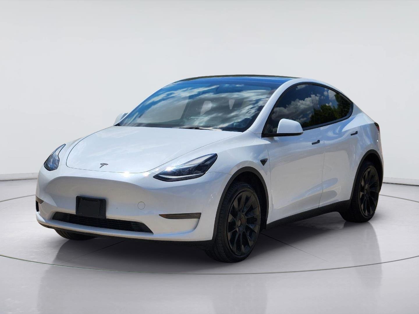 Used 2023 Pearl White Multi-Coat Tesla Long Range image 3