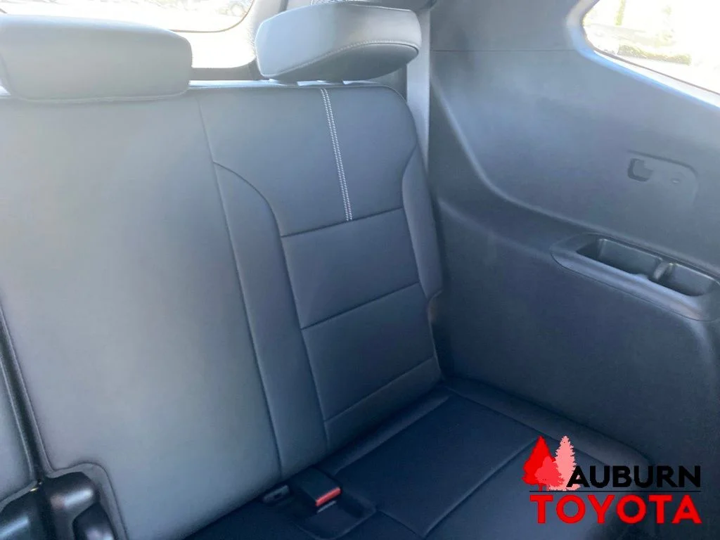 Used 2026 Summit White GMC Elevation image 24