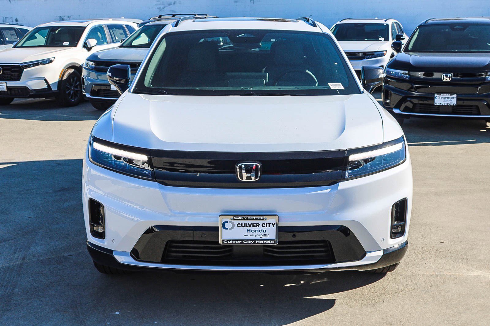 New 2026 Frostline White Pearl Honda Touring image 2