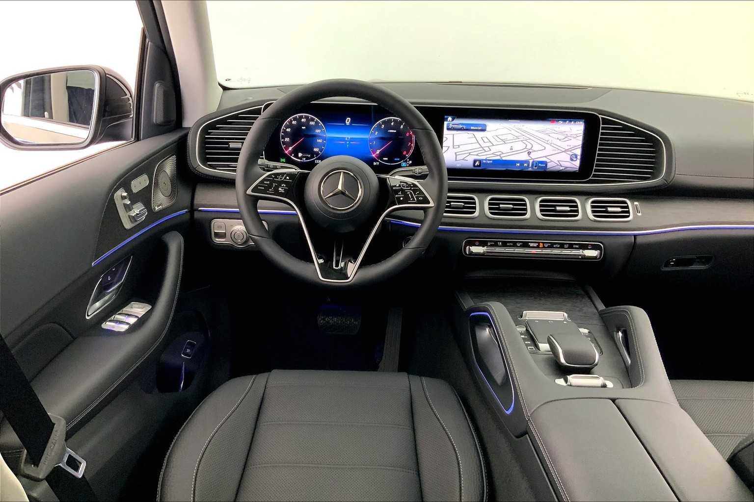 New 2026 Black Mercedes-Benz GLS 450 image 15
