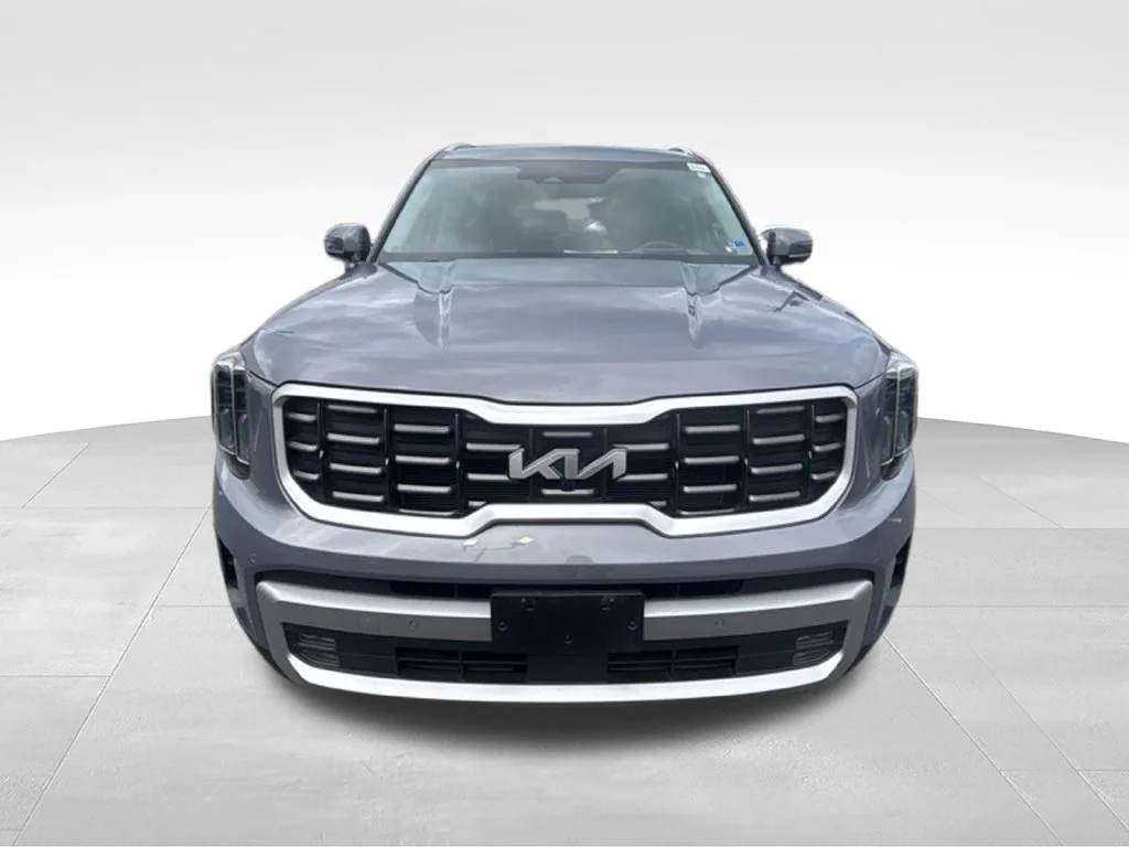 Certified Used 2023 Silver Kia SX-Prestige image 10