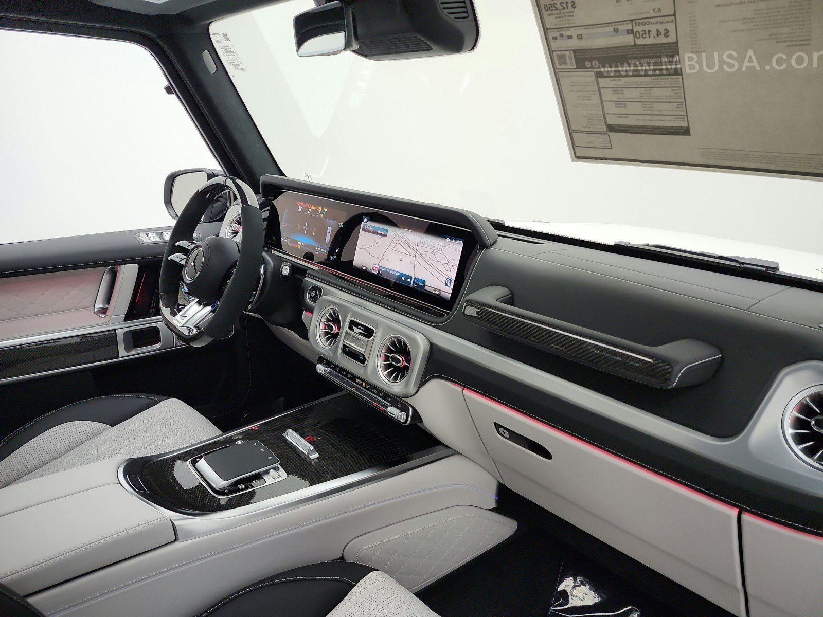 New 2026 MANUFAKTUR Moonlight White Magno Mercedes-Benz AMG® G 63 SUV image 44
